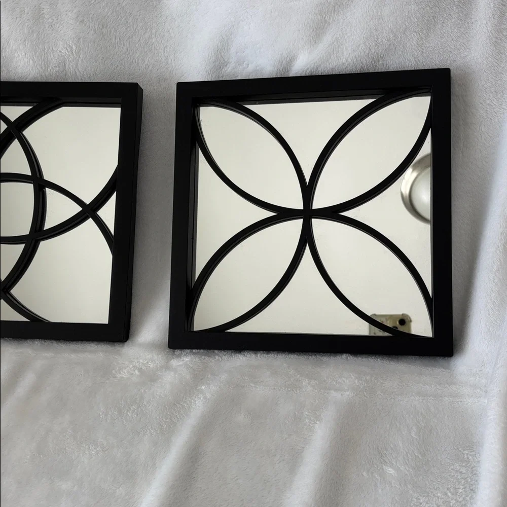 Black and White Geometric Wall Decor Set